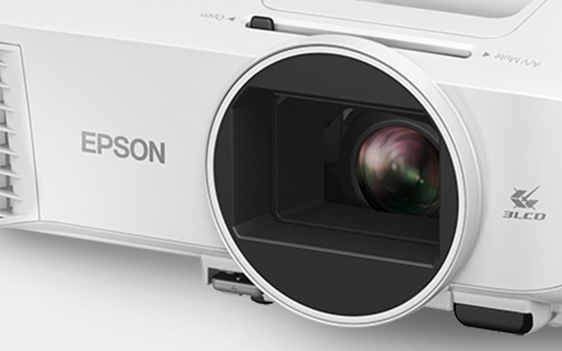 Epson EH-TW5700 Projector
